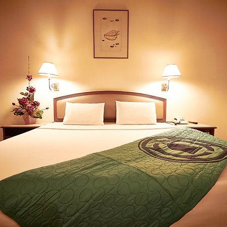 Kosit Hotel Hat Yai Buitenkant foto