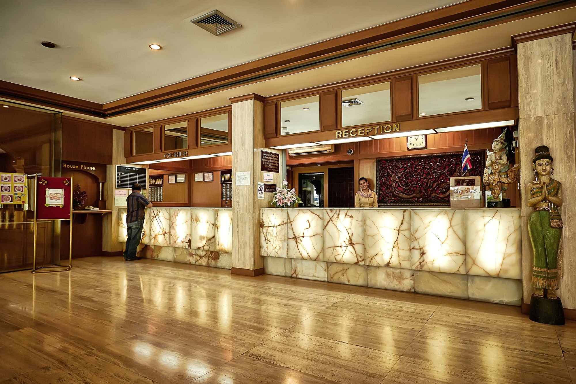 Kosit Hotel Hat Yai Buitenkant foto