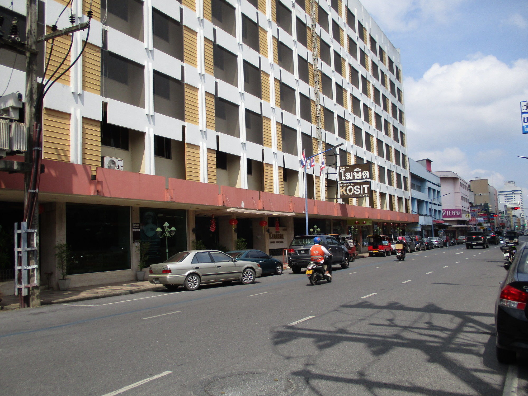Kosit Hotel Hat Yai Buitenkant foto